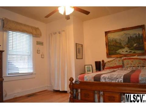 404 7th Avenue Nw Pl NW, Hickory, NC 28601 photo 5