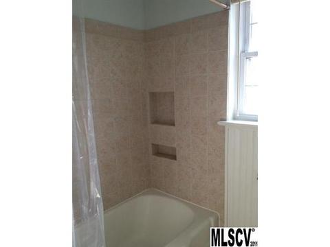 1053 5th Avenue Nw Ct NW, Hickory, NC 28601 photo 5
