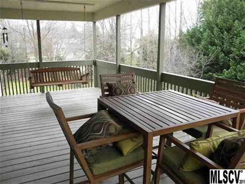704 Flint Ct, Conover, NC 28613 photo 14