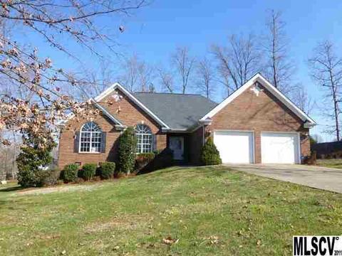 4200 Windsor Ct, Hickory, NC 28602 photo 1
