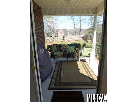 4200 Windsor Ct, Hickory, NC 28602 photo 3