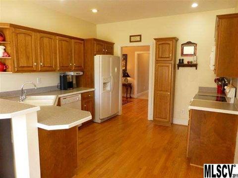 4200 Windsor Ct, Hickory, NC 28602 photo 23