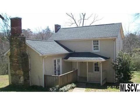 543 3rd Ave Dr, Hickory, NC 28602 photo 1