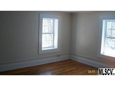543 3rd Ave Dr, Hickory, NC 28602 photo 8