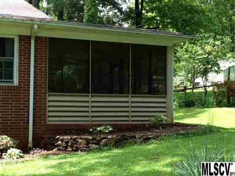715 2nd Avenue Ne Pl NE, Conover, NC 28613 photo 7