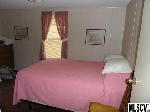 6523 Riverside Dr, Conover, NC 28613 photo 12