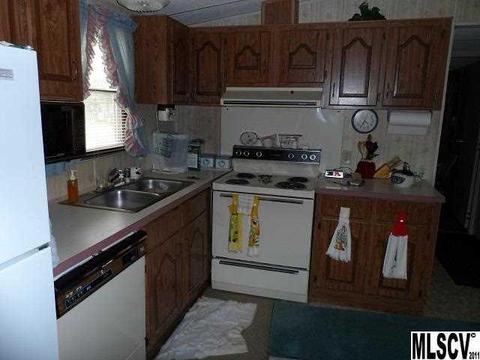 6523 Riverside Dr, Conover, NC 28613 photo 8