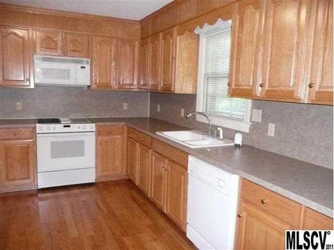 315 10th Ave #A2, Conover, NC 28613 photo 3