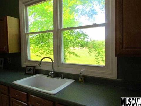 375 Ramie Mitchell Rd, Hiddenite, NC 28636 photo 6