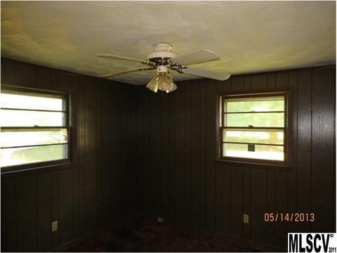 2556 Cedar Valley Dr, Conover, NC 28613 photo 10