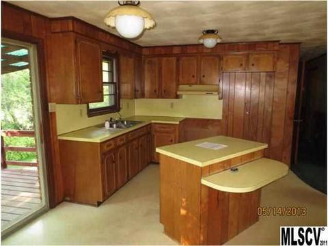 2556 Cedar Valley Dr, Conover, NC 28613 photo 5