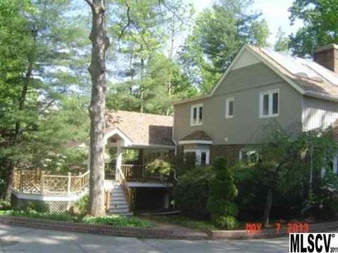 561 3rd St, Hickory, NC 28601 photo 1
