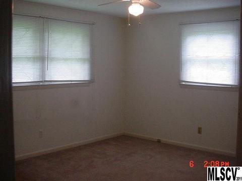 1601 5th St NE, Conover, NC 28613 photo 10