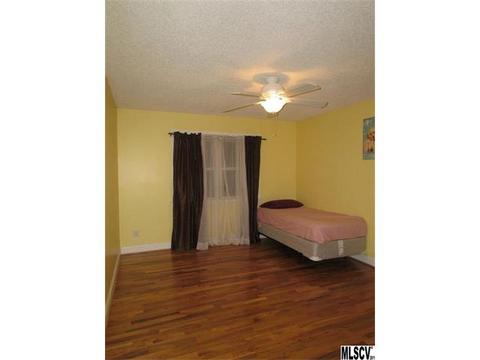 3560 Hillview Dr, Conover, NC 28613 photo 5