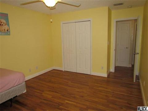 3560 Hillview Dr, Conover, NC 28613 photo 6