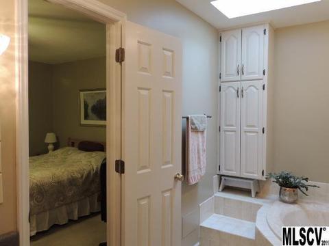 104 8th St, Conover, NC 28613 photo 9