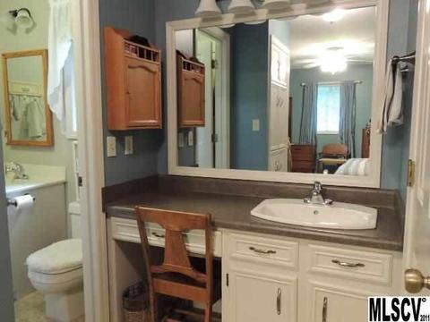 104 8th St, Conover, NC 28613 photo 11