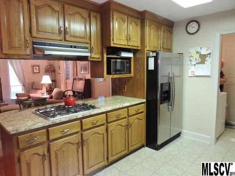 104 8th St, Conover, NC 28613 photo 5