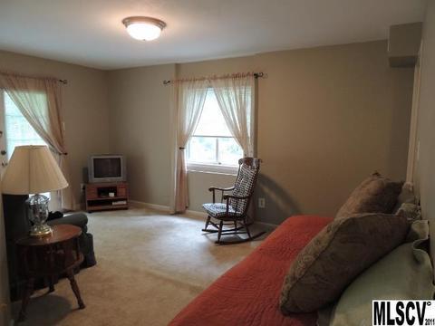 104 8th St, Conover, NC 28613 photo 14