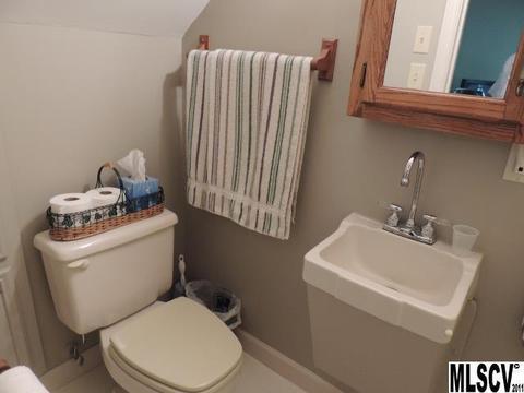 104 8th St, Conover, NC 28613 photo 16