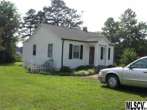 4147 River Rd, Hickory, NC 28602 photo 1