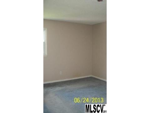 230 Lakeside Loop Ext, Hickory, NC 28601 photo 11