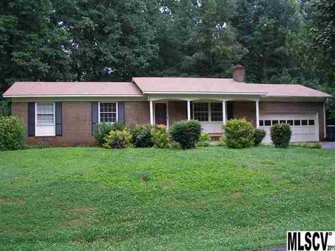 205 6th St, Conover, NC 28613 photo 1