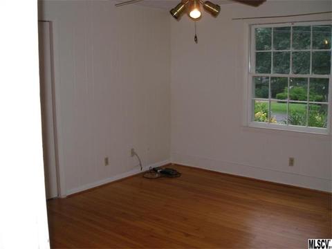 205 6th St, Conover, NC 28613 photo 9
