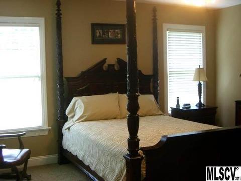 4322 Cottingham Dr, Hickory, NC 28602 photo 3