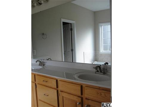 802 4th St, Conover, NC 28613 photo 4