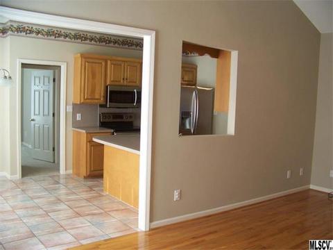 407 9th Ave, Conover, NC 28613 photo 3