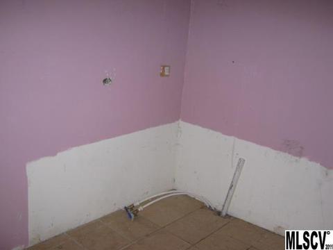115 1st Ave, Conover, NC 28613 photo 14