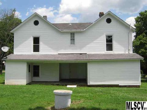 115 1st Ave, Conover, NC 28613 photo 9