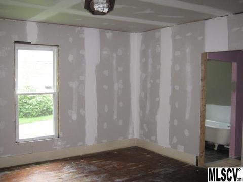 115 1st Ave, Conover, NC 28613 photo 12