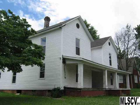 115 1st Ave, Conover, NC 28613 photo 1