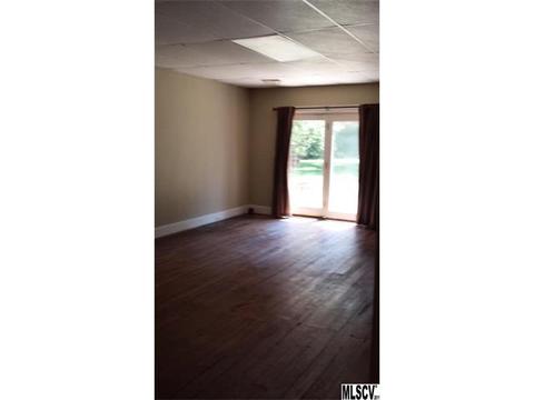 132 5th Ave, Conover, NC 28613 photo 2