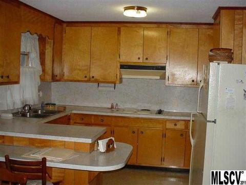 306 11th St, Conover, NC 28613 photo 14