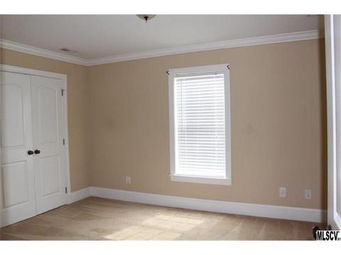 1994 Talbot Ln, Hickory, NC 28602 photo 5