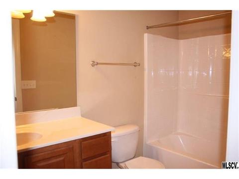 1994 Talbot Ln, Hickory, NC 28602 photo 6