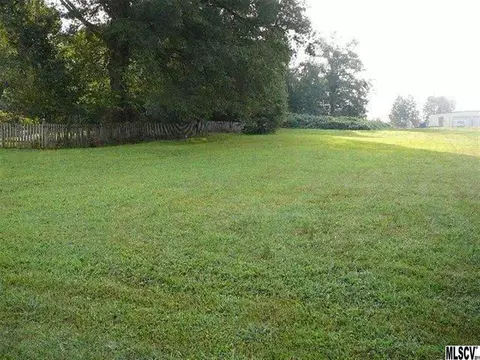 122 5th Ne Ave NE, Conover, NC 28613 photo 1