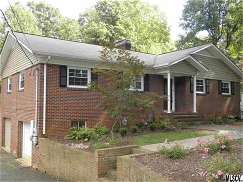 610 2nd Avenue Ne Pl NE, Conover, NC 28613 photo 1