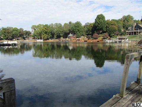 6500 Harbor Ln, Conover, NC 28613 photo 16