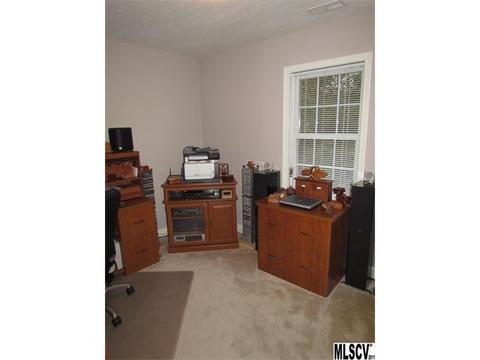 222 Pine Meadows Cir, Hickory, NC 28601 photo 12