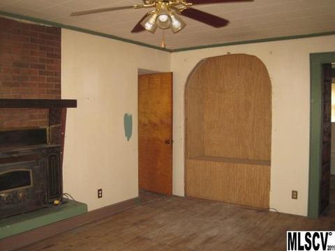 4719 Randleman Rd, Conover, NC 28613 photo 2