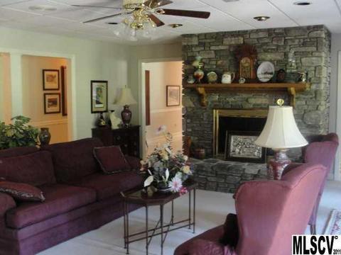 4678 White Eagle Ln, Hickory, NC 28602 photo 9