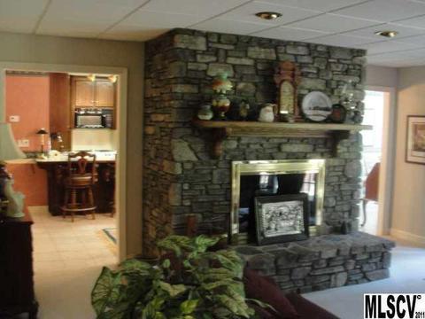 4678 White Eagle Ln, Hickory, NC 28602 photo 12