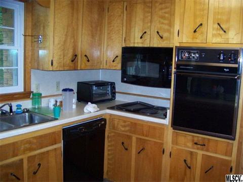 215 7th St, Conover, NC 28613 photo 22