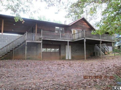 856 Pine Mountain Rd, Hudson, NC 28638 photo 2