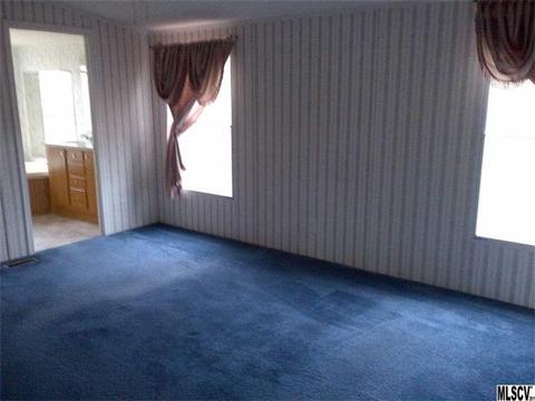 4089 Old Buff Rd, Hickory, NC 28602 photo 4