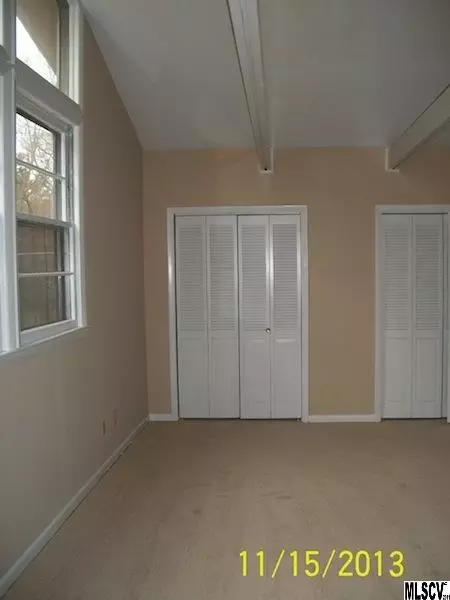 603 2nd Avenue Ne Dr NE, Conover, NC 28613 photo 4
